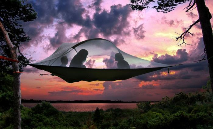 retkeily teltat roikkuu teltat tentsile