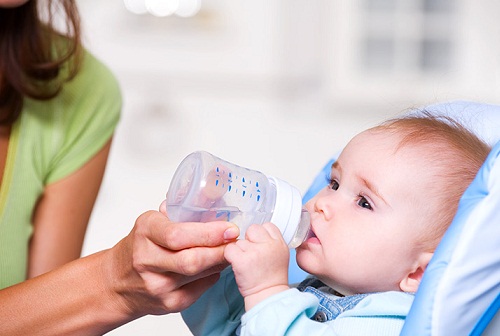 Alkalisk vand sikkert til babyer 2