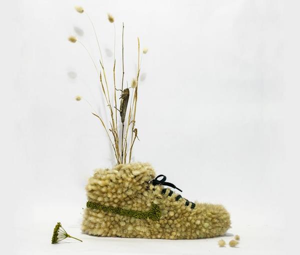 christophe guinet puuprojekti kasveista nike lenkkarit