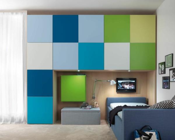 viileä lastenhuone sisustus vihreä sininen väri modulaarinen vaatekaappi