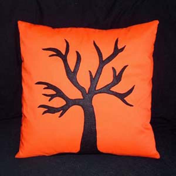 viileitä eläviä ideoita Halloween -koristeluun lahja oranssi tyynypuu