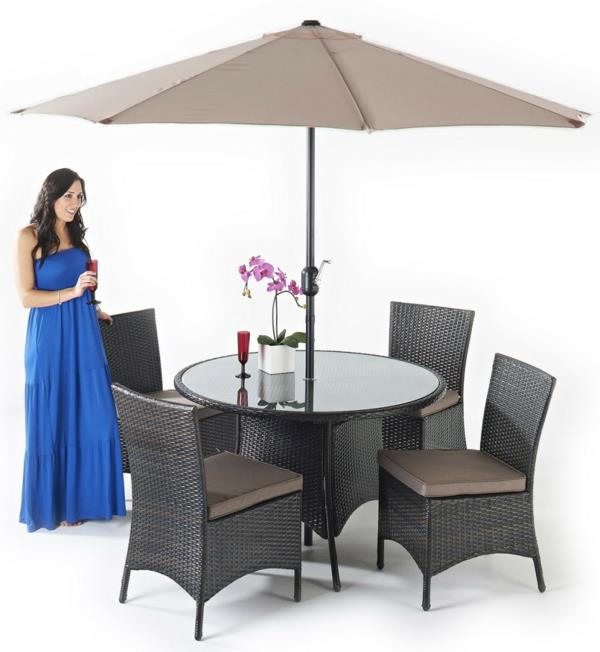 viileä rottinkinen puutarhapöytä suunnittelee nojatuolin päivänvarjon