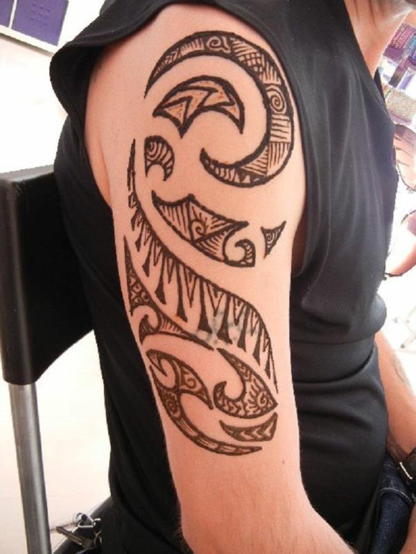 tatuoinnit kuvat olkavarren tatuointimallit miehille