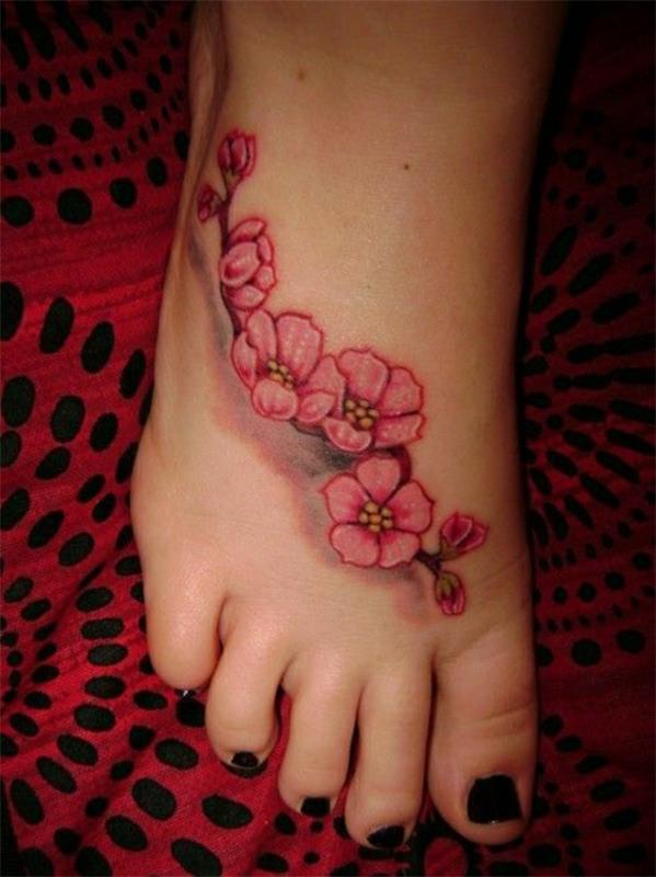 tatuointi ideoita jalka tatuointi malleja vaaleanpunaisia ​​kukkia
