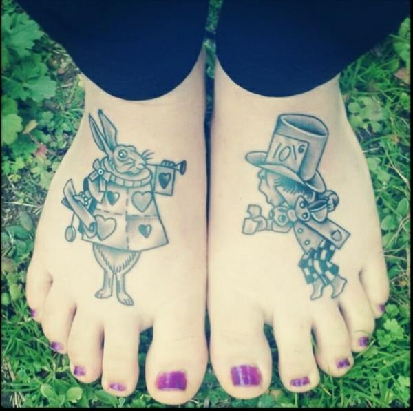 tatuoinnit ideoita jalka tatuointi taikuri kani