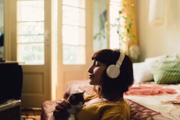 koronaviruksen vinkkejä musiikin kuuntelun pelkoa vastaan