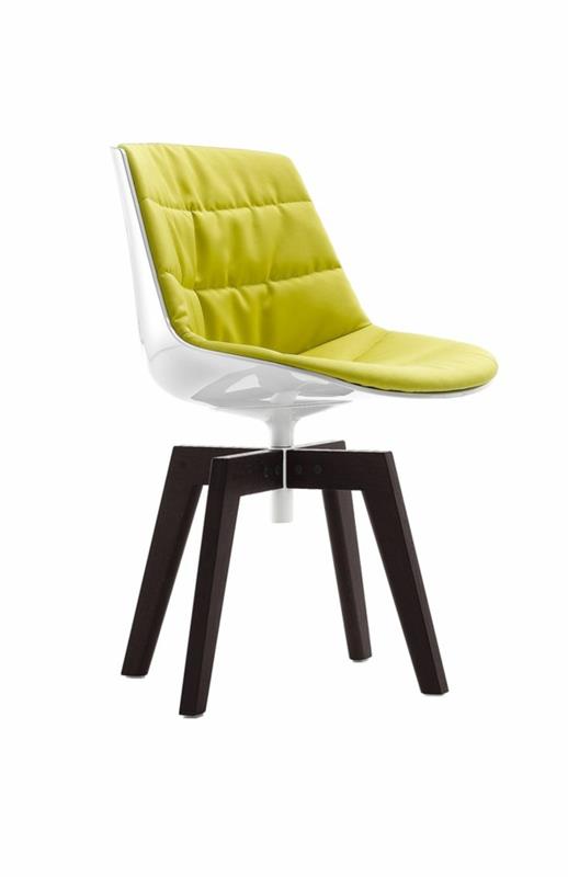 sohva rentoutumistoiminto keltainen valkoinen tuoli