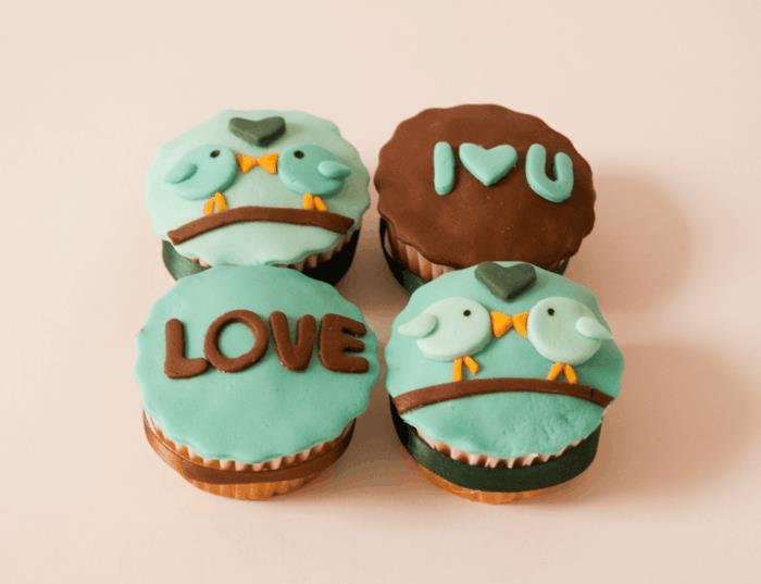 cupcake deco -ideat rakastavat lintuja marsipaanijuhlia