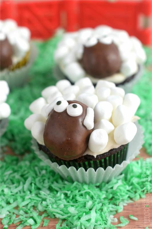 Cupcake -sisustusideoita kesäjuhlalammas suklaa