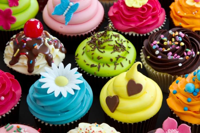 cupcake deco muffinssi ideoita kukat kirsikat sydämet