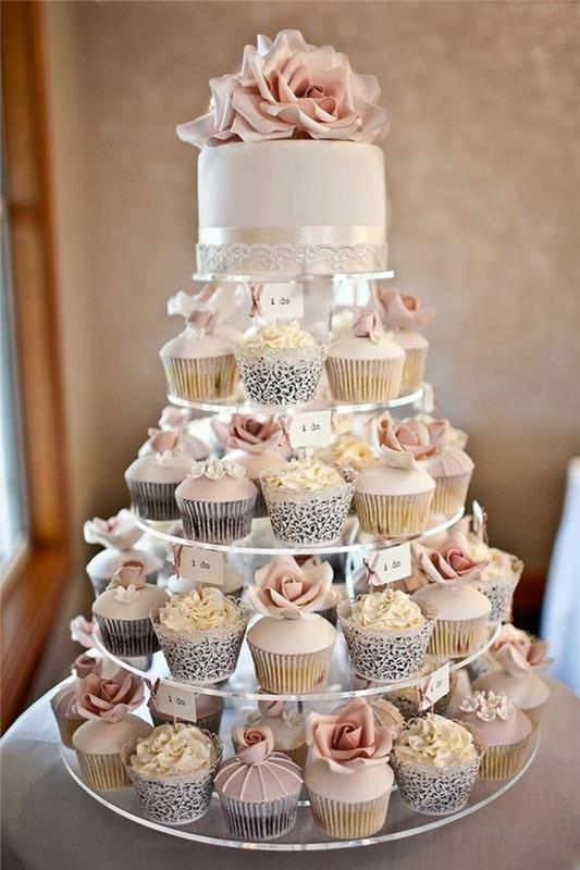 cupcake hääkakku fondantti marsipaanikukkia kakku kakkukuva