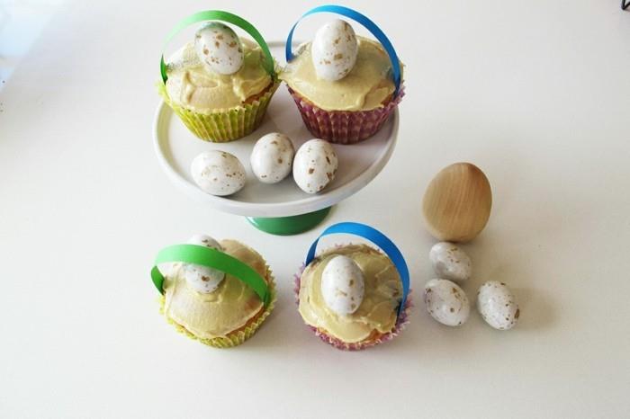 Paista omat cupcakes pääsiäiseksi viiriäisen munilla