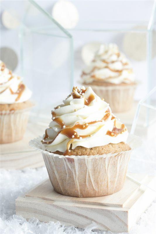 yksinkertaiset cupcakes -reseptit leipovat tartletteja karamellikastikkeiden resepti -ideoilla