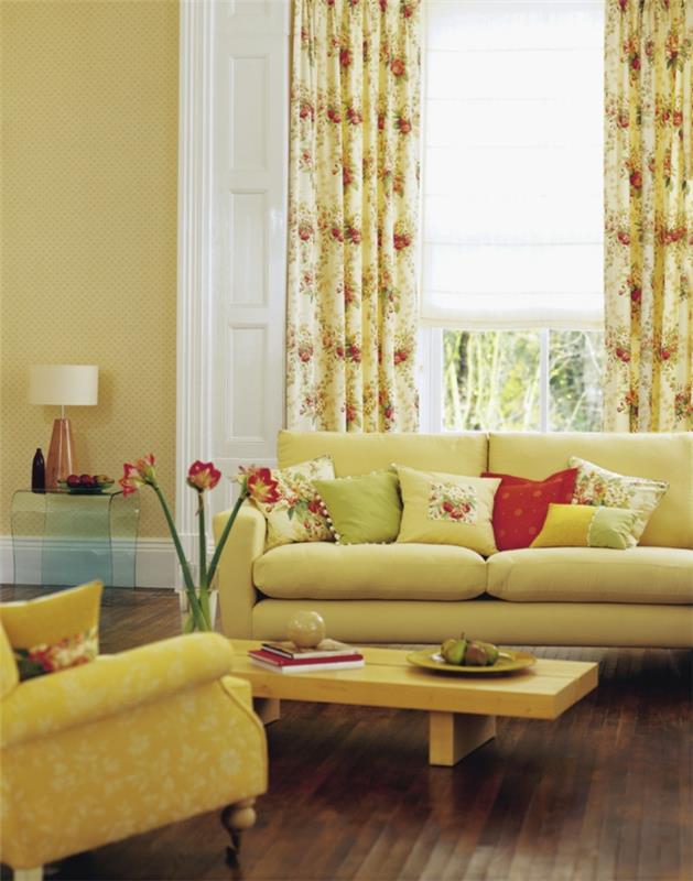 deco vinkit olohuoneen keltaiset huonekalut kukkakoristeluverhot