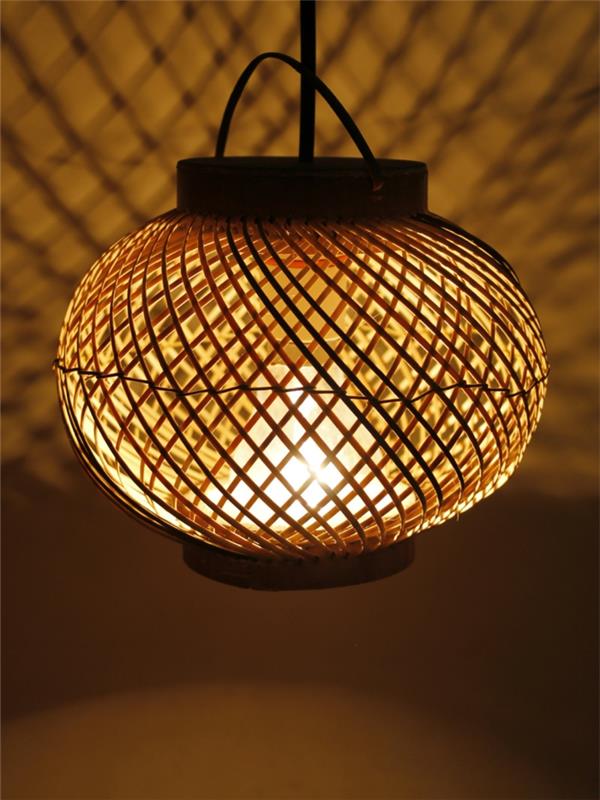 deco -ideoita bambu sisustus eläviä ideoita puu sisustus huonejakajat matto olohuone lyhty lasi