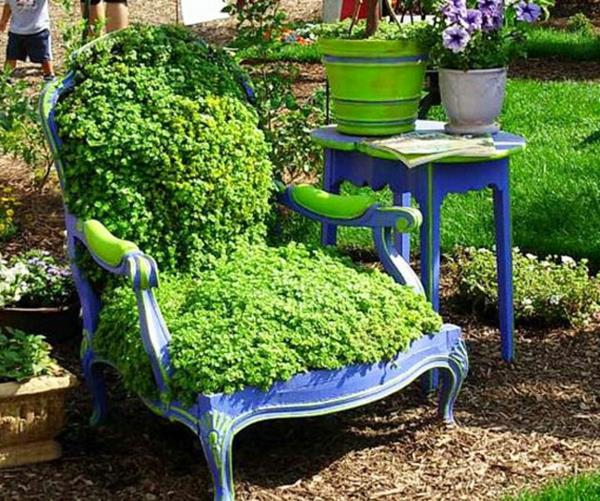 deco -ideoita puutarha vihreä tuoli sininen muotoilu