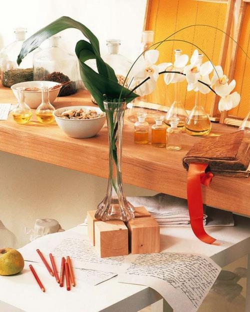 koristelu orkideoilla puuhyllyt keittiömausteet
