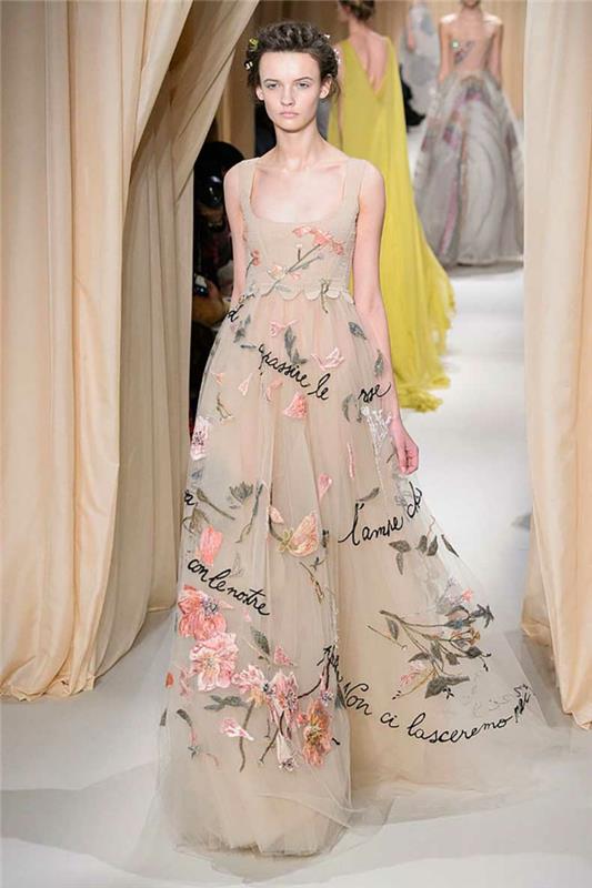 suunnittelija hääpuvut hääpuku morsiamen muoti haute couture valentino