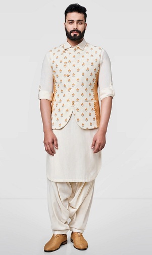 Pathani Kurta tervező Anita Dongre -tól