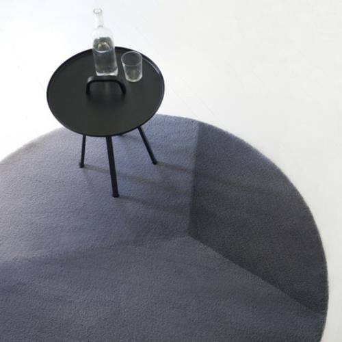 suunnittelija huonekalut kokoelma geometriset värit jakkara sohvapöytä
