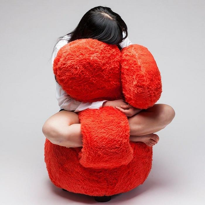 design -huonekalut lee eun kyoung punainen nojatuoli