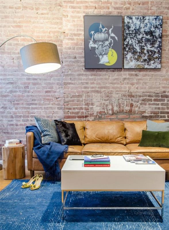design -sohva olohuoneessa beige ja sininen
