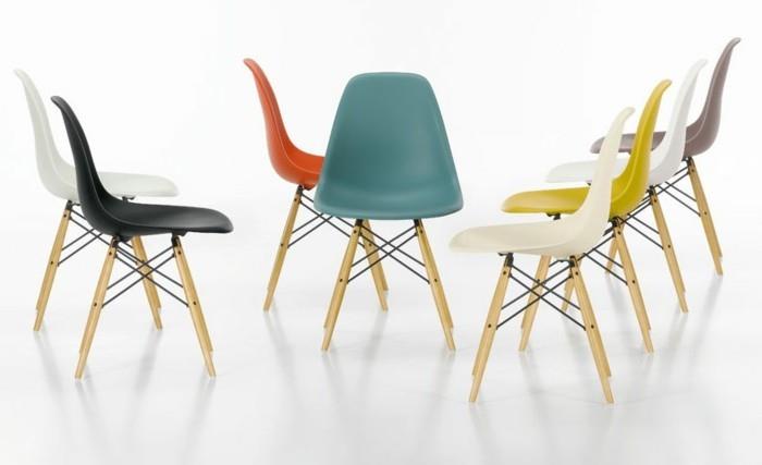 suunnittelijatuolit eames kuorituolit puurunko muovia