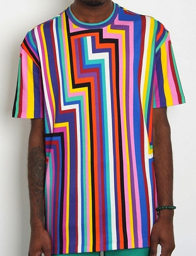 Designer T-shirts med geometrisk tryk