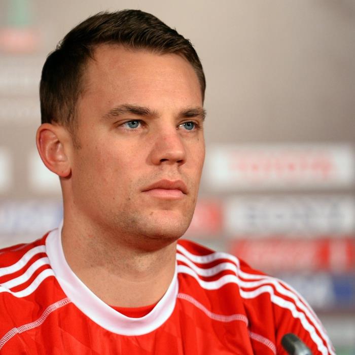 saksalainen jalkapalloilija bayern munich manuel newer