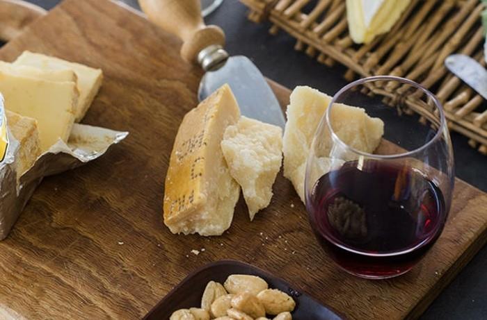 mielenkiintoisimmat tosiasiat parmesan -gourmet -ideoista syö italialaisen keittiön ruokia