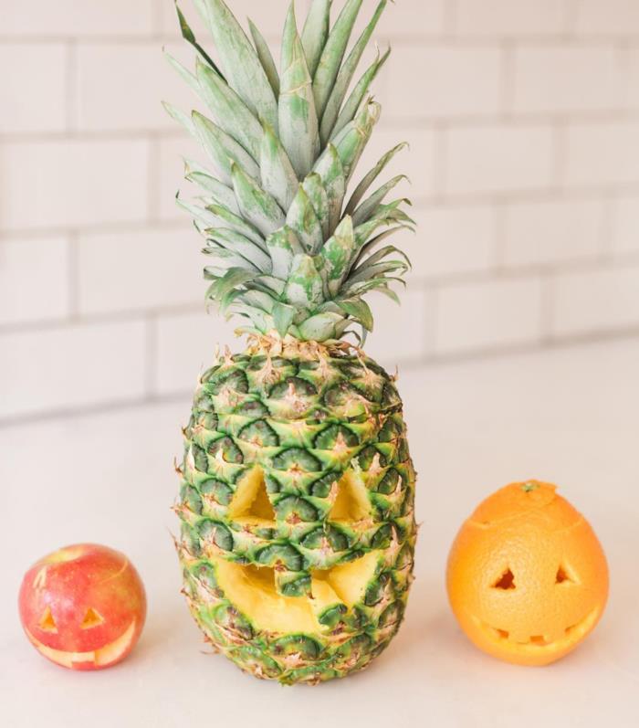 diy koristelu hedelmät ananas omena oranssi veistos