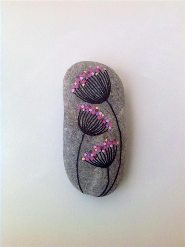 DIY -ideat maalaavat värikkäitä kiviä iloiseen tunnelmaan