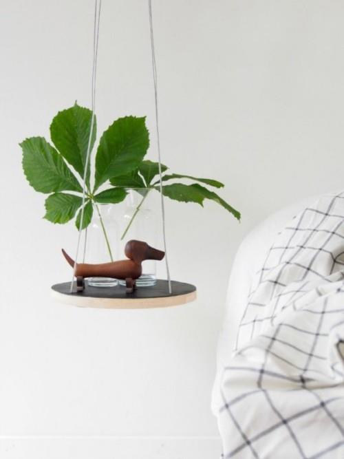 diy -yöpöytä upealla huonekasvilla