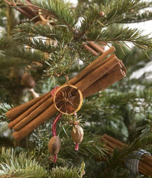 diy joulukoristeita kaneli nippu kuusen