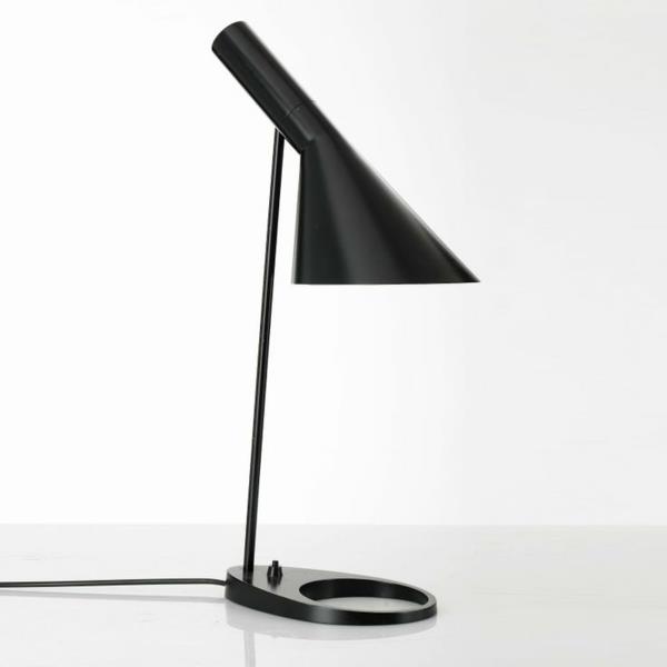Tanskalaiset designkalusteet Arne Jacobsen aj -lamppu musta