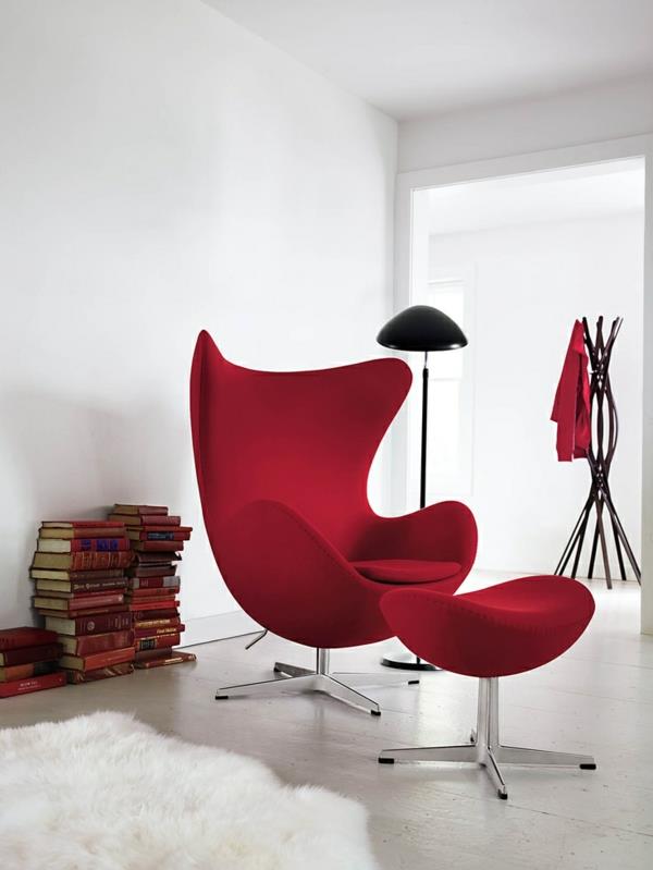 Tanskalaiset designkalusteet Arne Jacobsen munatuoli punainen