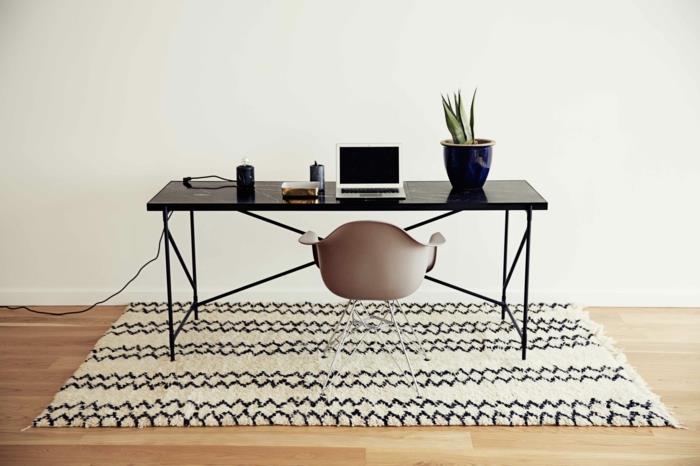 tanskalainen muotoilu skandinaavinen elävä yksinkertainen toimiva työpöytä