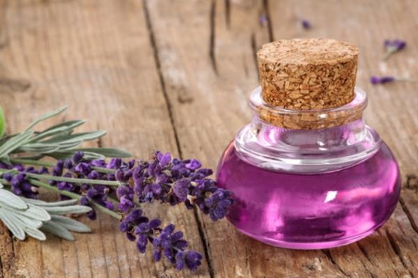 tuoksuöljyt eteeriset öljyt vaikuttavat laventeliin