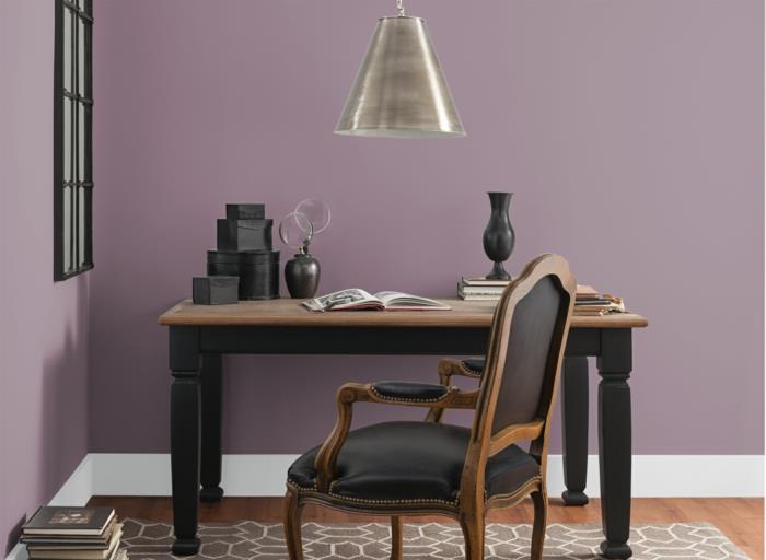 jalo kotitoimisto violetti seinäväri toimistokalusteet puukalusteet siirtomaatyylinen metallinen riippuvalaisin