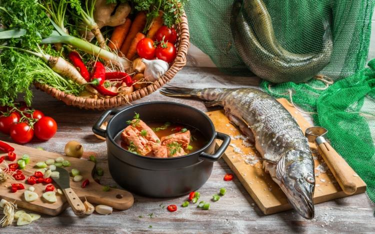 yksinkertaisia ​​kalaruokien reseptejä terveelliseen ruokavalioon