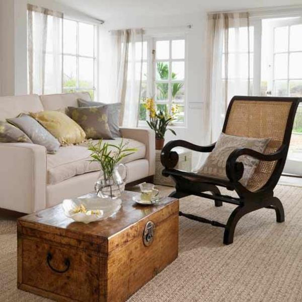 sisustus olohuone sohvapöytä puulaatikot tuoli siirtomaa -tyyliset huonekalut