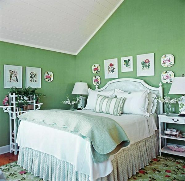 väriideat makuuhuoneen viisto katto vihreät seinät