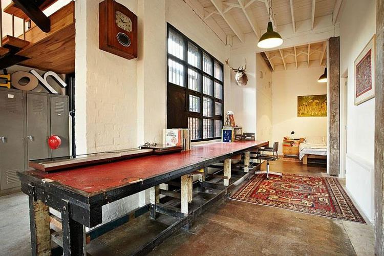sisustusvinkkejä olohuone teolliset huonekalut huoneisto Melbourne