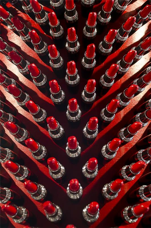 valtava suunnittelija huulipuna huulipunan hihoista idea kierrätetty punainen