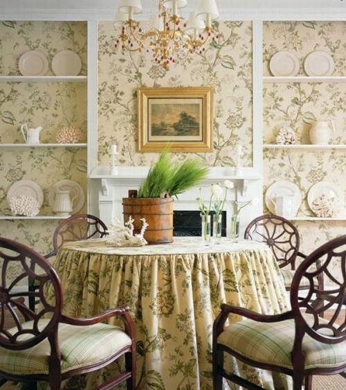 Sisustusideoita ranskalaisessa maalaistyylisessä posliinissa tyylikkäissä koristeissa pöytäliina kukkakuvio