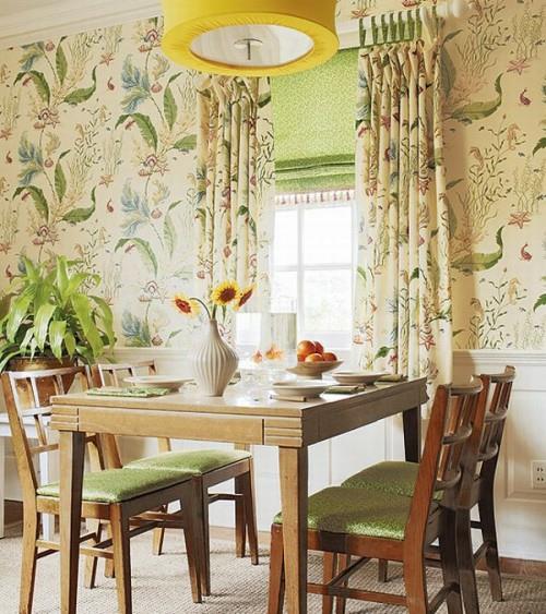 Sisustusideoita ranskalaisessa maalaistyylisessä puukalusteessa kukkakuvioina seinät vihreä väri