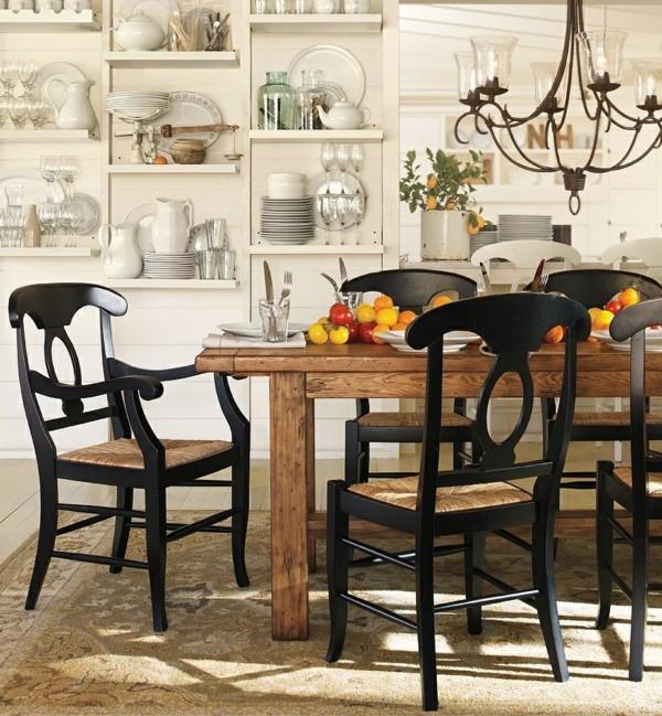 ruokasalin huonekalut massiivipuinen pöytä mustat ruokapöydän tuolit