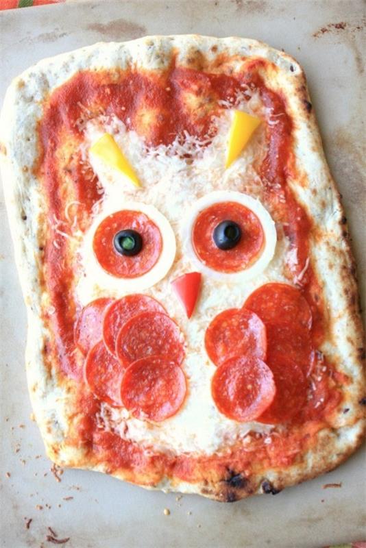 pöllön pizzan täytteen ideoita halloweeniksi