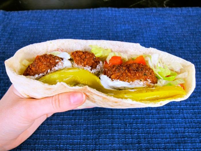 falafel -resepti terveellinen ohut leipäsalaatti