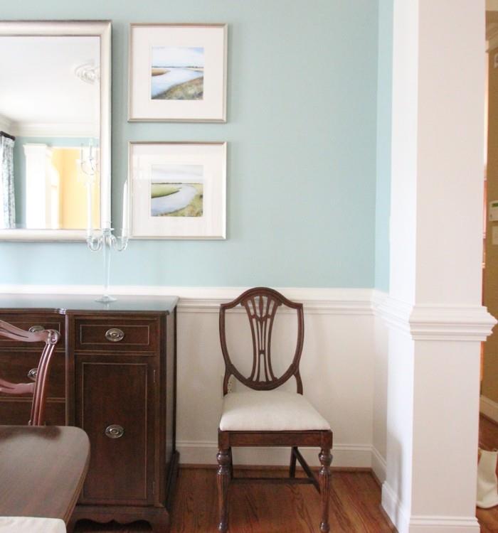 värit kontrastivat seinän ja huonekalujen värin välillä